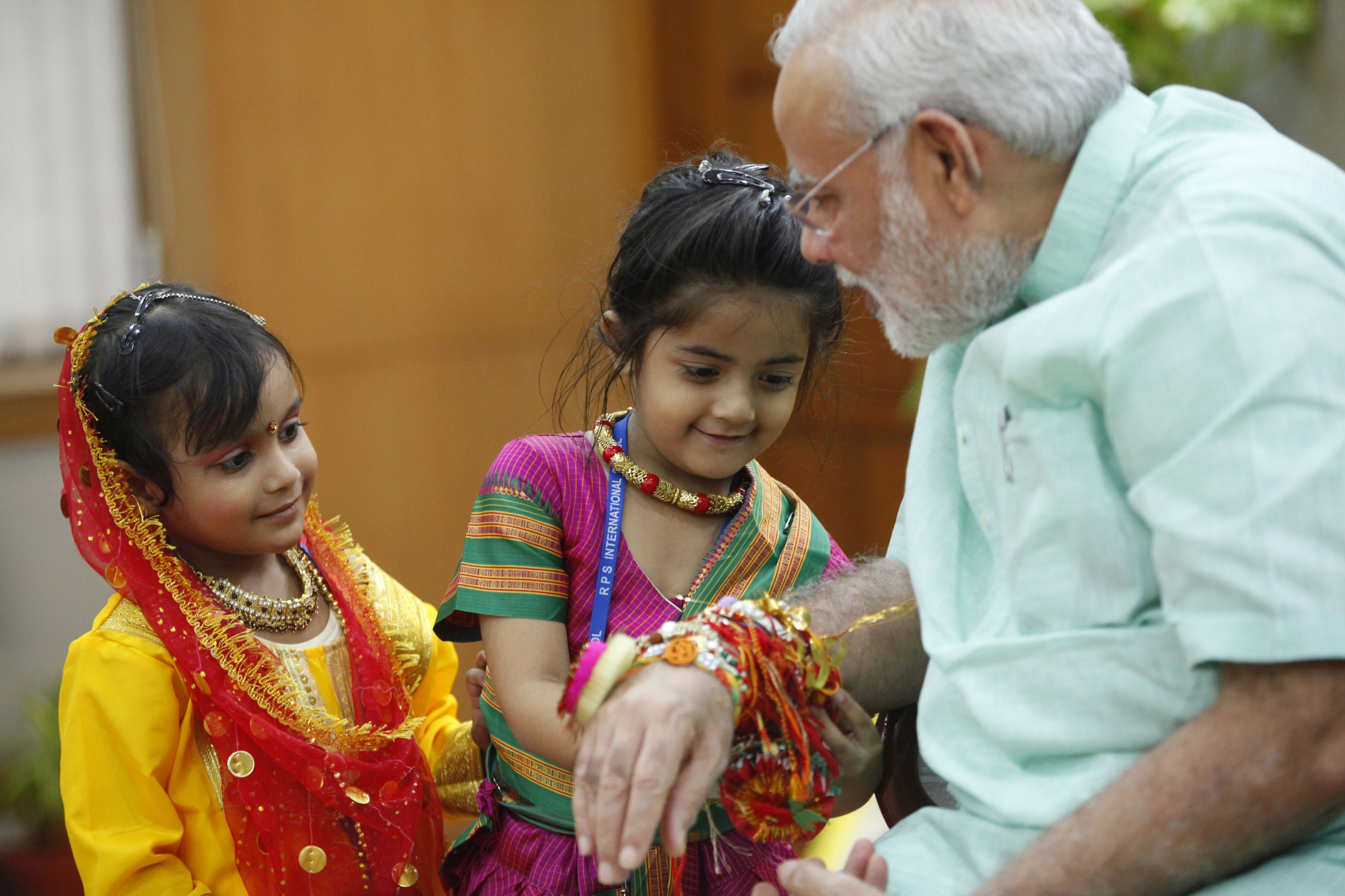 PM at Rakshabandhan event